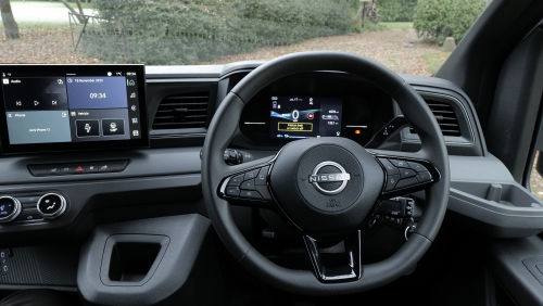 NISSAN INTERSTAR F35 L2 DIESEL 2.0 dci 105ps H2 Tekna Van view 8